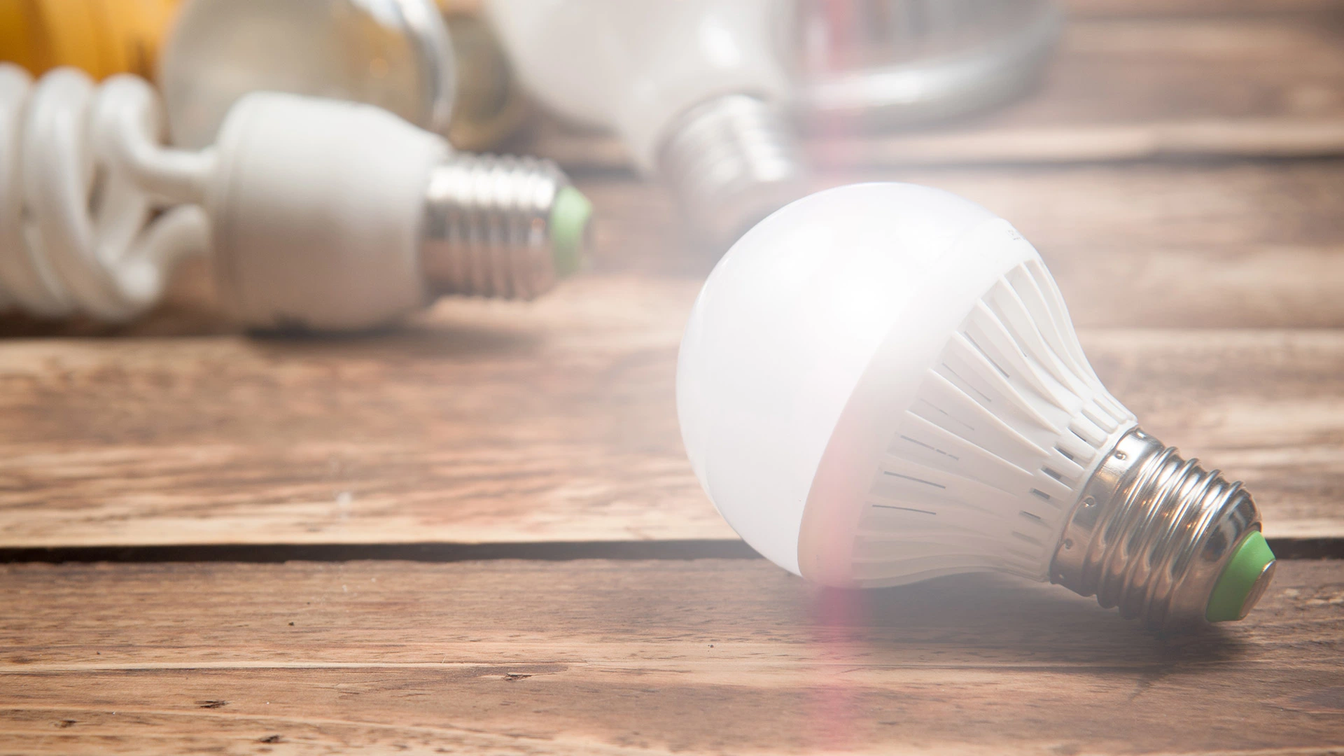 Here’s Why You Should Use LED Bulbs for Your Outdoor Lighting