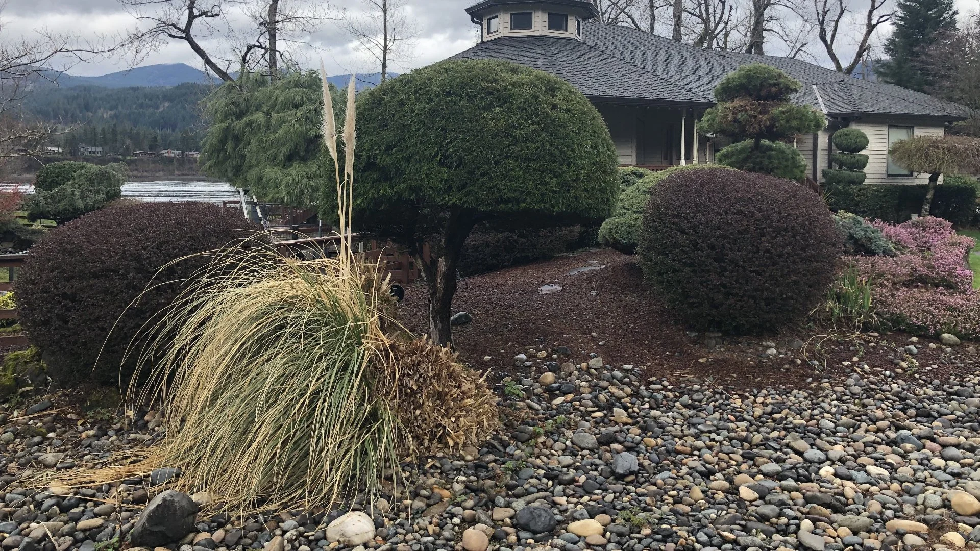 Trimming Your Plants Is an Easy Way to Enhance Your Curb Appeal